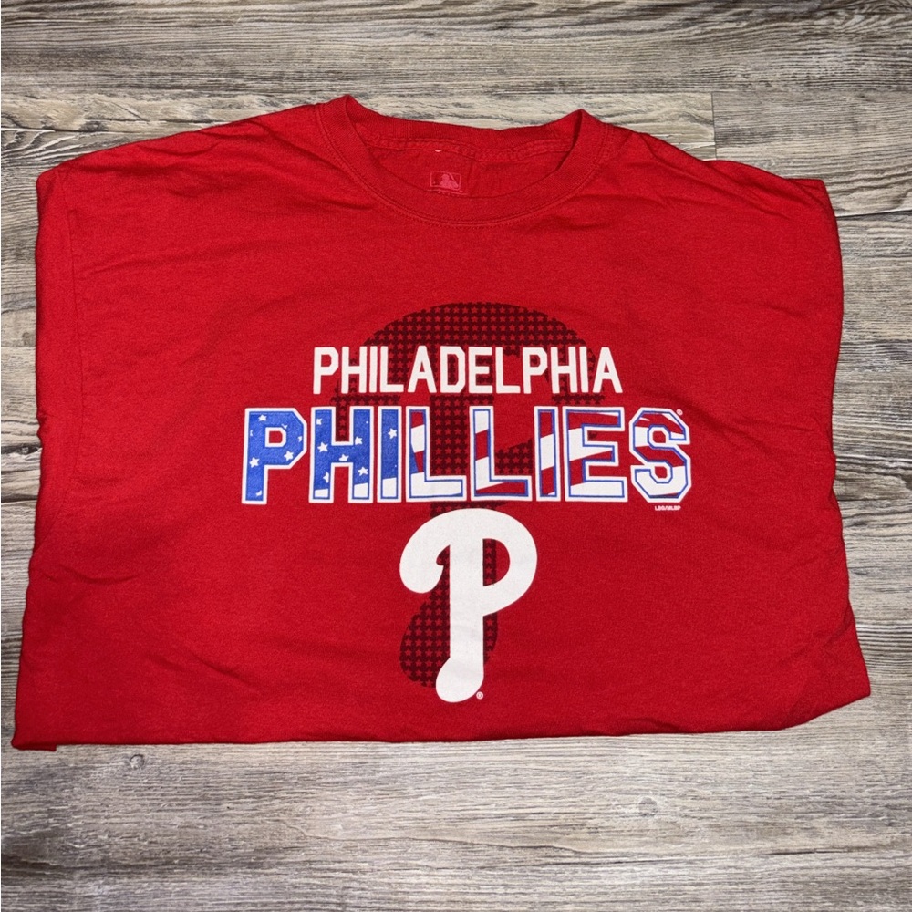 Philadelphia Phillies Red T-Shirt